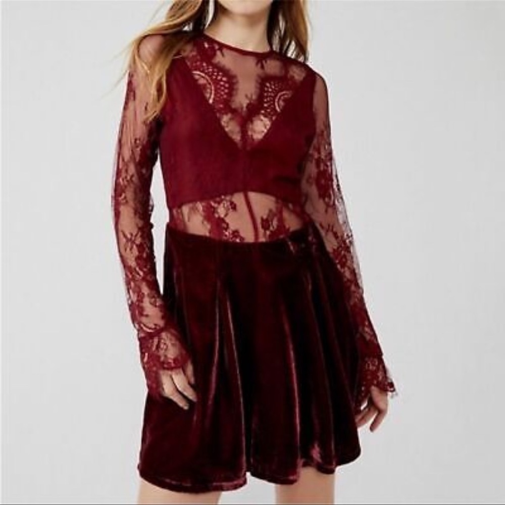 Free People Marlie Lace Velvet Corset Long Sleeve Mini Dress in Garnet Size XS